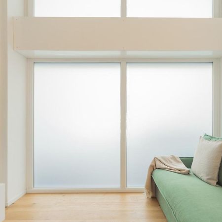 A Step From The Lake Apartment By Rent All โกโม ภายนอก รูปภาพ