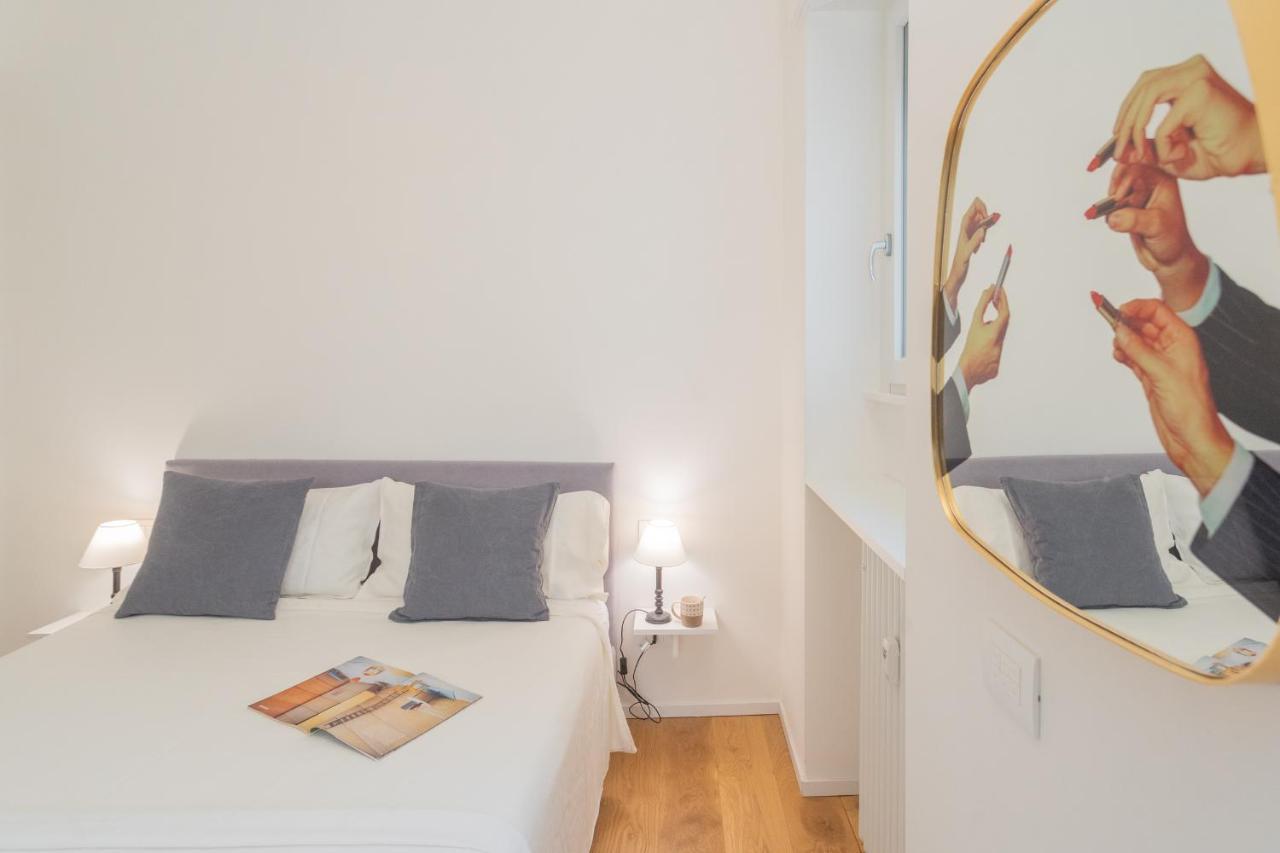 A Step From The Lake Apartment By Rent All โกโม ภายนอก รูปภาพ